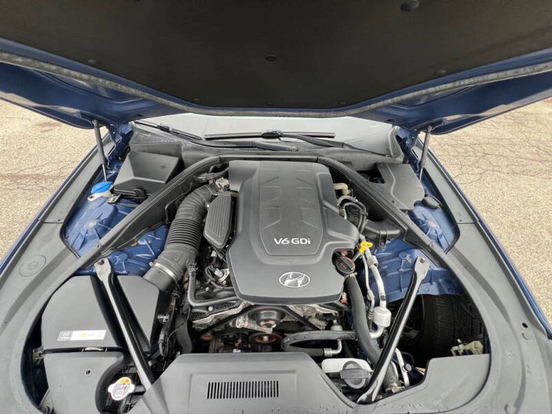 2016 Hyundai Genesis