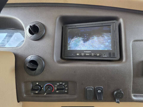 2013 Winnebago Vista