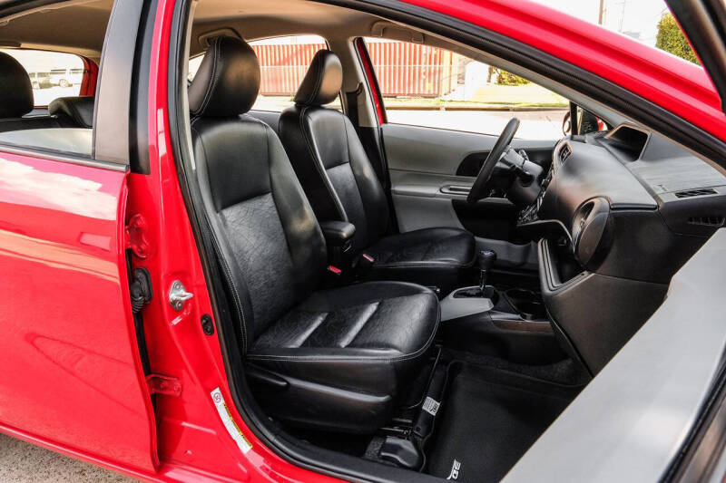 2012 Toyota Prius c One