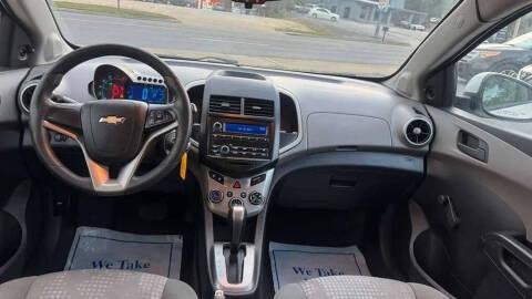 2016 Chevrolet Sonic LS Auto