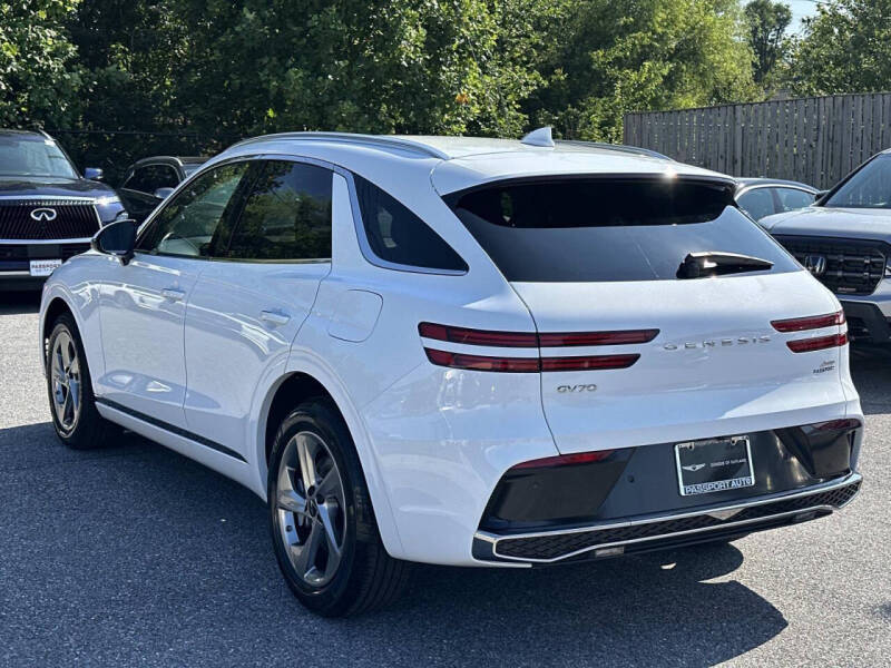 2026 Genesis GV70