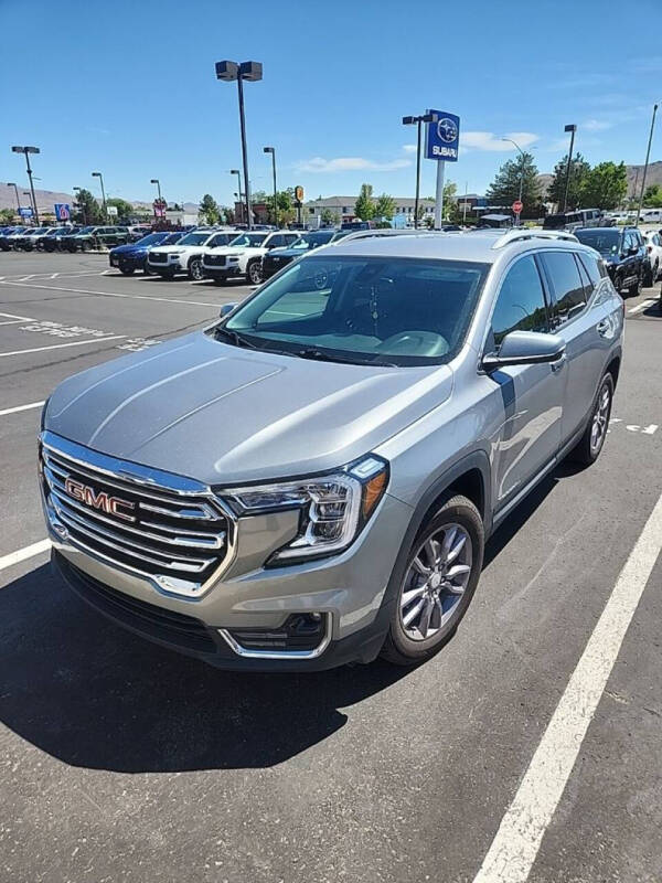 2023 GMC Terrain SLT