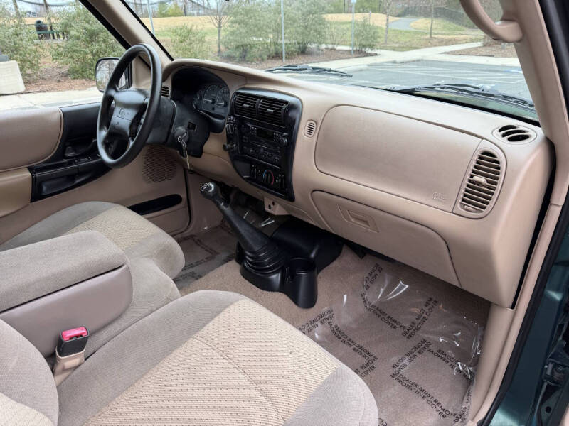 1999 Mazda B-Series B3000 SE