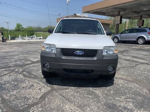 2005 Ford Escape for sale at Kansas City Motors in Kansas City MO