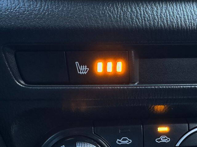 2017 Mazda MAZDA3 Touring