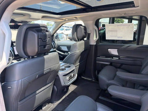 2027 Ford Expedition MAX Active