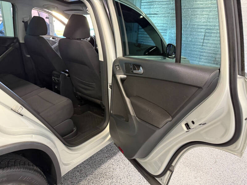 2009 Volkswagen Tiguan SE