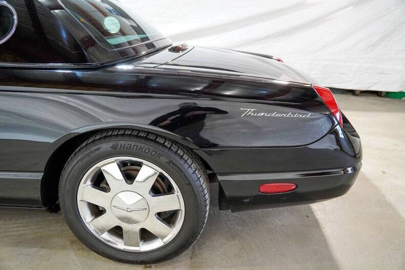 2002 Ford Thunderbird Deluxe