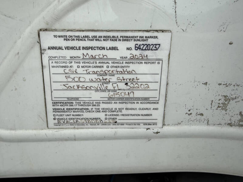 2011 Freightliner M2 106