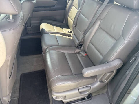 2011 Honda Odyssey EX-L w/DVD