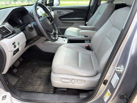 2022 Honda Pilot SE