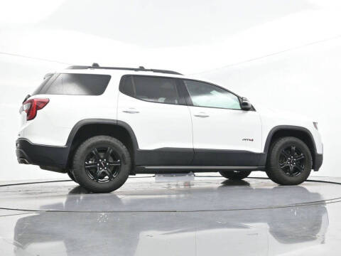 2023 GMC Acadia AT4