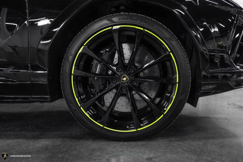 2024 Lamborghini Urus S