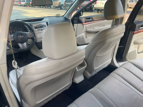 2010 Subaru Outback 2.5i Limited