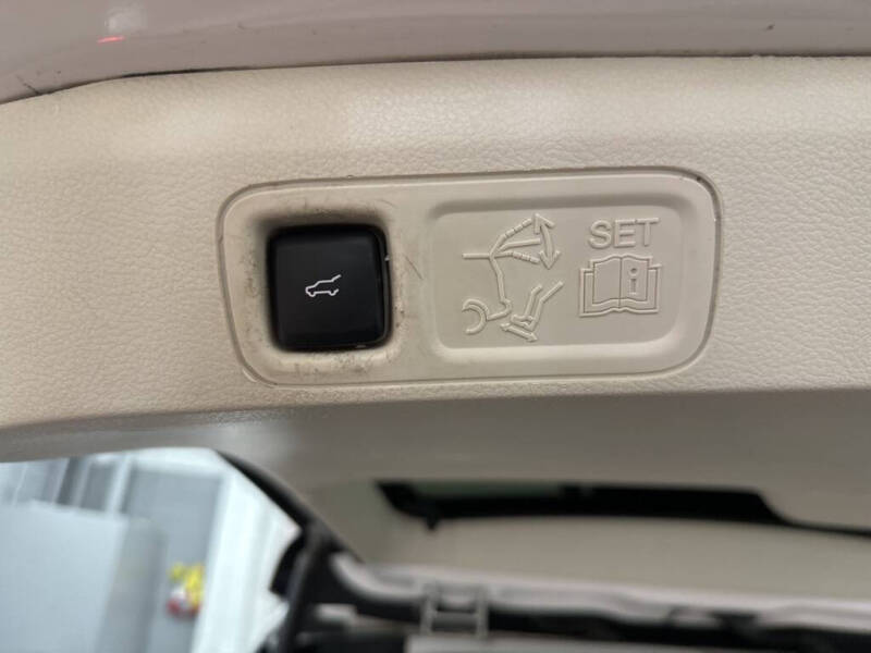 2019 Lincoln Navigator L Black Label