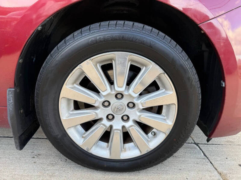 2015 Toyota Sienna LE 7-Passenger