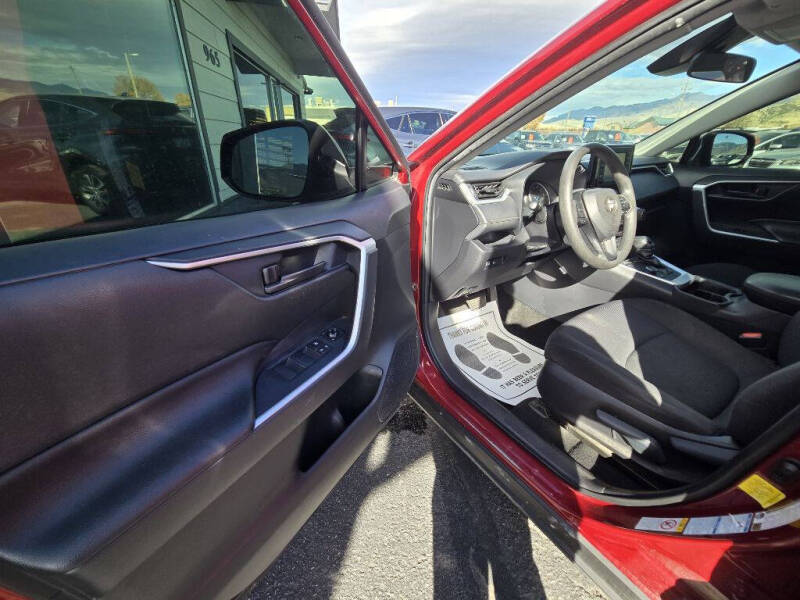 2019 Toyota RAV4 Hybrid LE