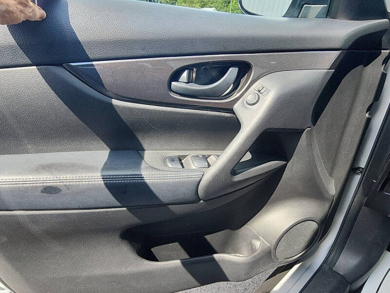 2020 Nissan Rogue S