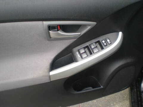 2014 Toyota Prius Two