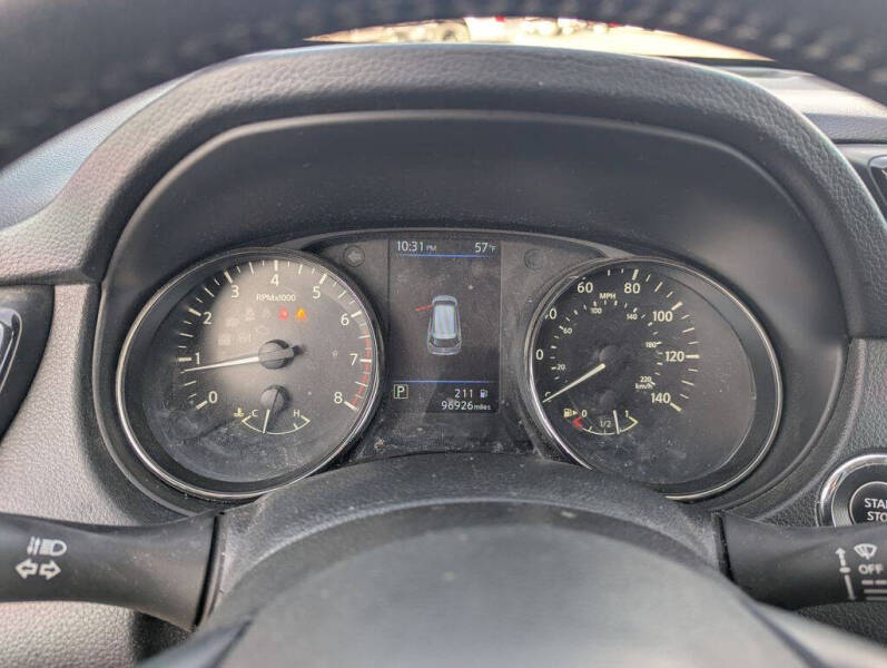 2020 Nissan Rogue SV