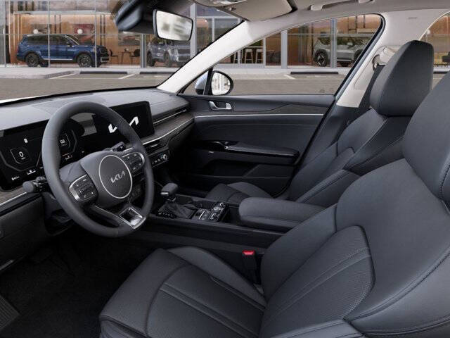 2025 Kia K5 EX