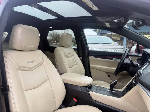 2018 Cadillac XT5 Luxury