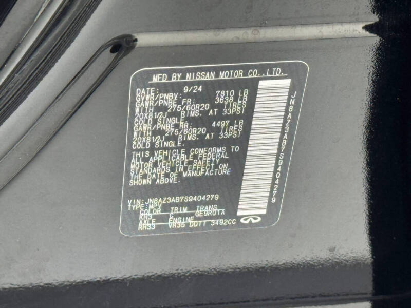 2025 Infiniti QX80 Pure