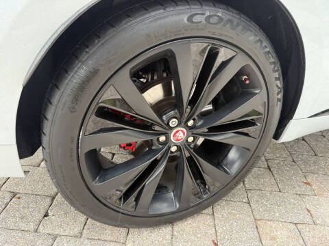 2018 Jaguar F-PACE S