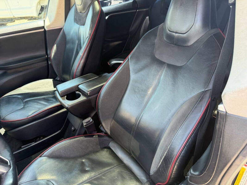 2013 Tesla Model S Performance