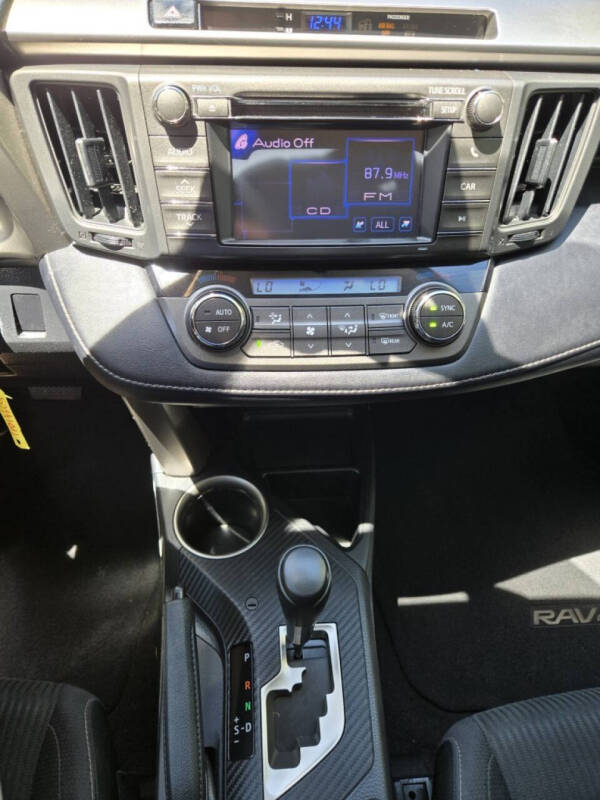 2013 Toyota RAV4 XLE