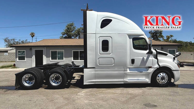 2023 Freightliner Cascadia