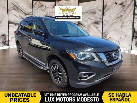 2017 Nissan Pathfinder Platinum