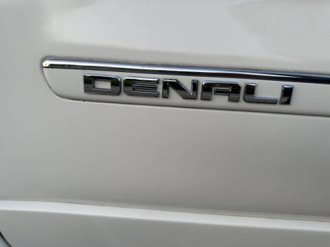 2013 GMC Acadia Denali