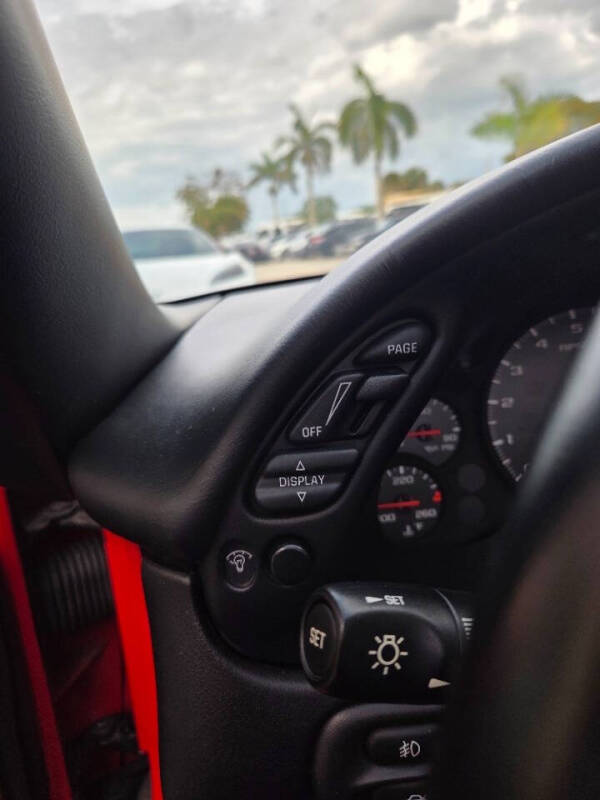 2004 Chevrolet Corvette