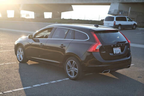 2015 Volvo V60 T5 Drive-E Premier Plus