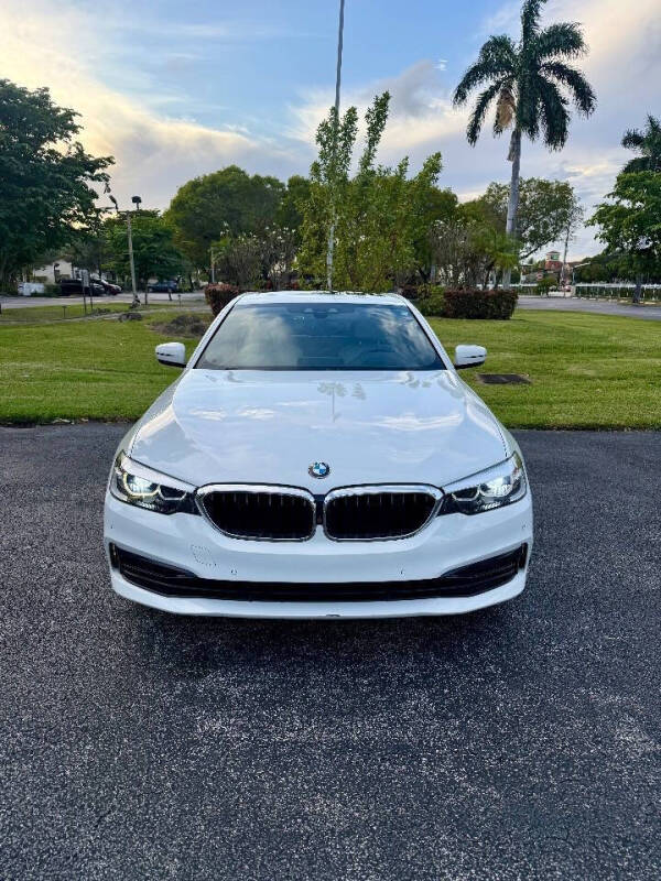 2019 BMW 5 Series 530i