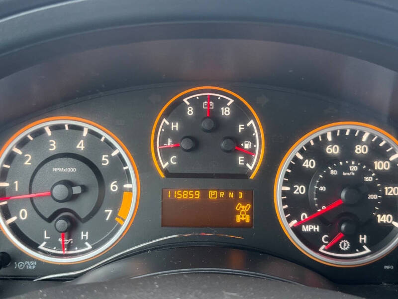 2010 Nissan Armada SE