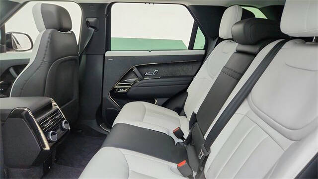 2024 Land Rover Range Rover Sport P400 Dynamic SE