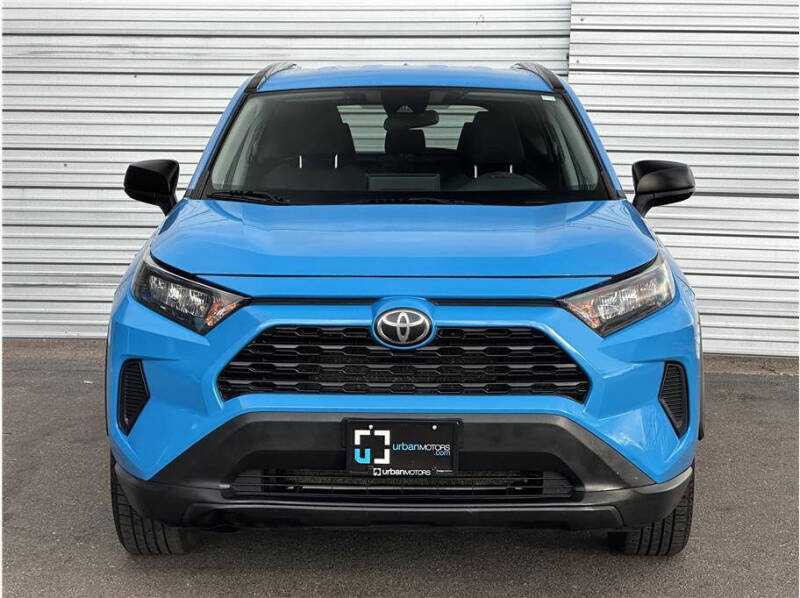 2019 Toyota RAV4 LE