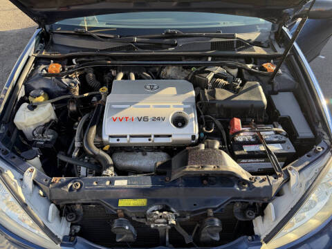 2005 Toyota Camry LE V6