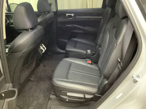 2024 Kia Sorento EX