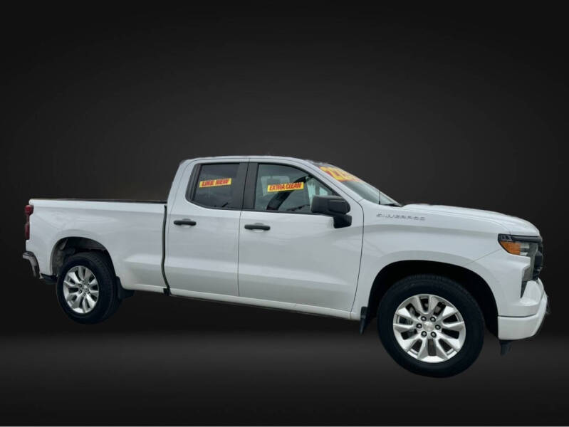 2022 Chevrolet Silverado 1500 Custom