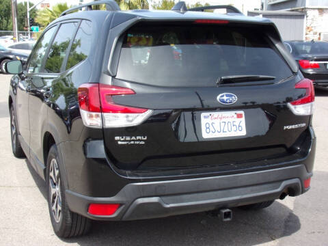 2020 Subaru Forester Premium