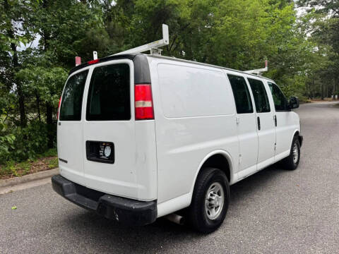 2017 Chevrolet Express 2500