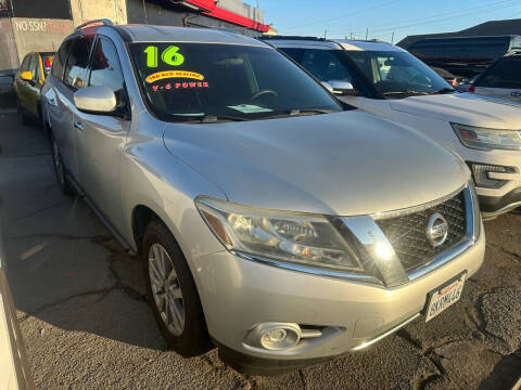 2016 Nissan Pathfinder for sale at Gage Auto Square Inc in Los Angeles CA