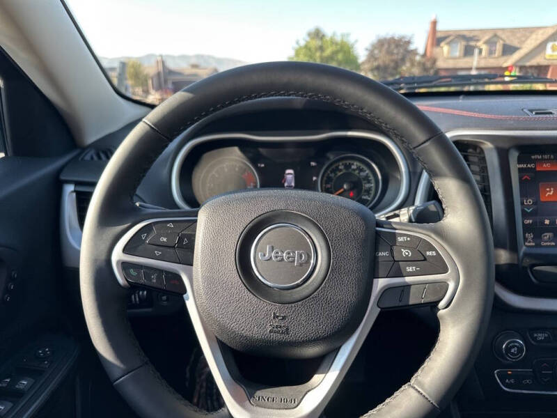 2017 Jeep Cherokee Trailhawk