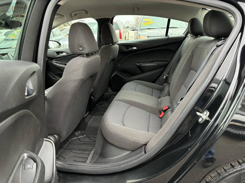 2018 Chevrolet Cruze LS Auto