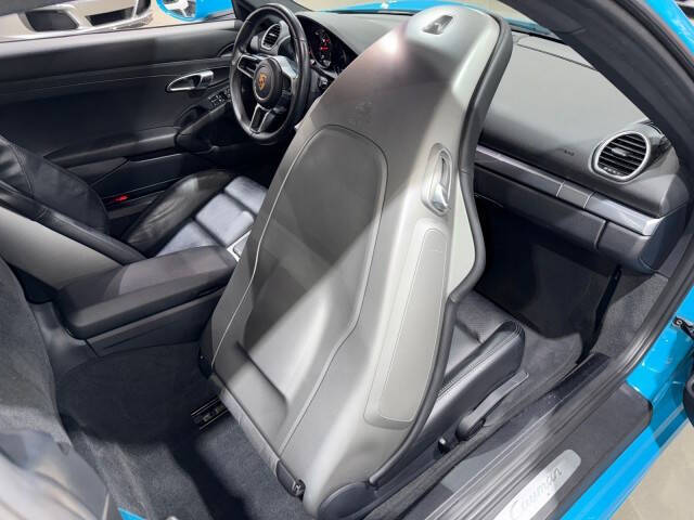 2019 Porsche 718 Cayman