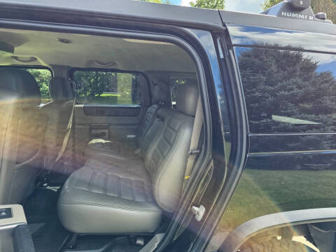 2003 HUMMER H2 Lux Series