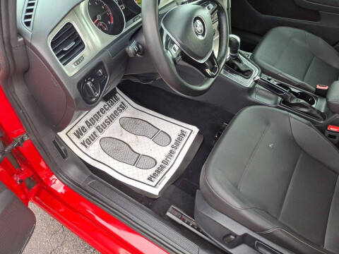 2015 Volkswagen Golf TSI S